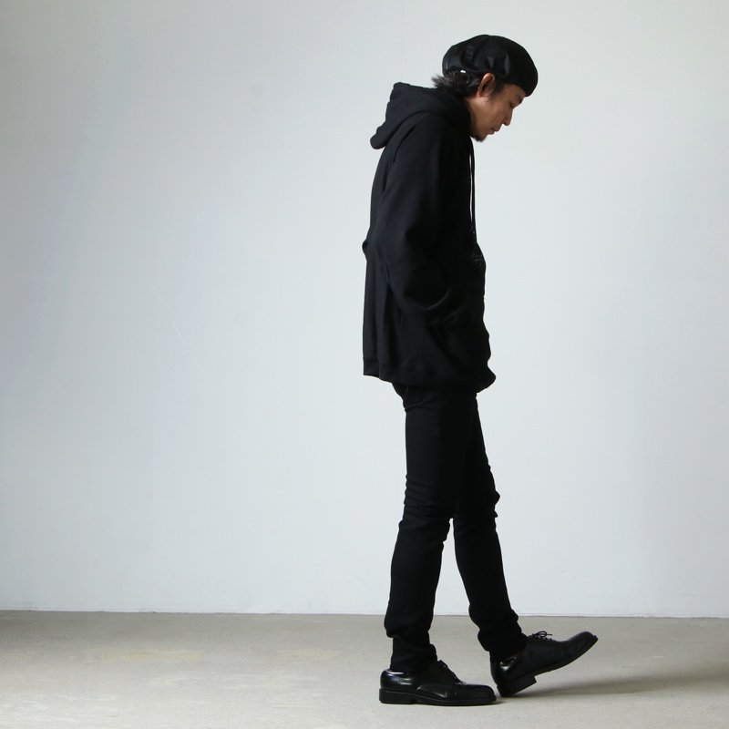 TAKAHIROMIYASHITATheSoloist. (タカヒロミヤシタザソロイスト) stretch slim tapered 6 pocket  jean