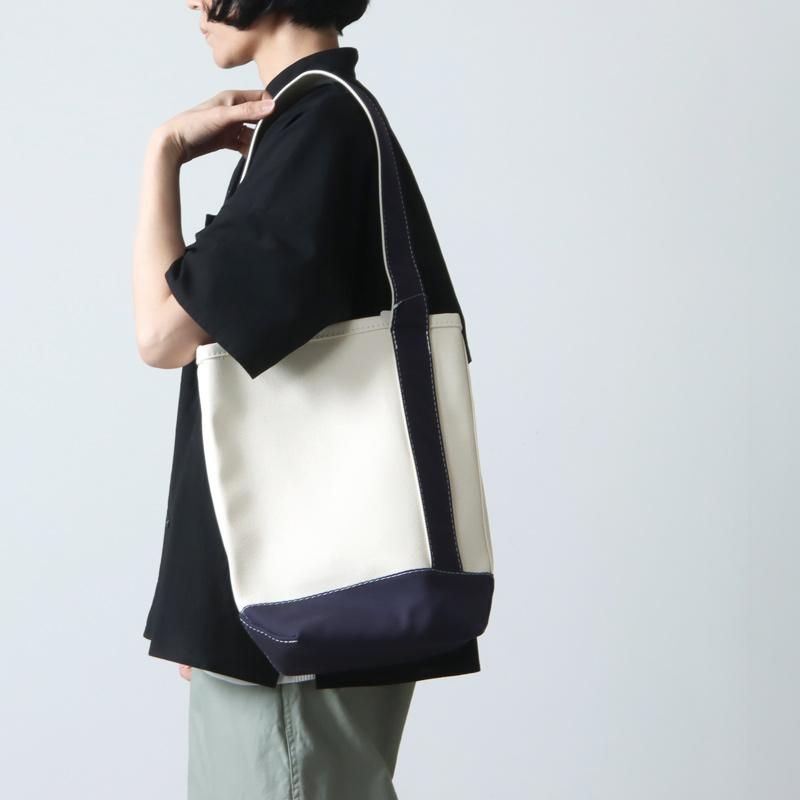 L.L.Beanエルエルビーン シリンダートートバッグ - メルカリ