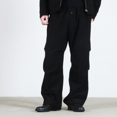 COMOLI (コモリ) モールスキン ニータックパンツ