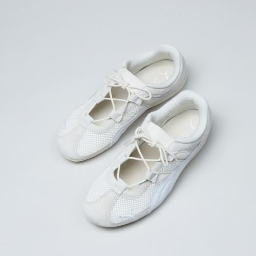 【新品】HIROFU エナメルパンプス　23.5cm ヒール1.6cm シューズ - COTYLE (コチレ)