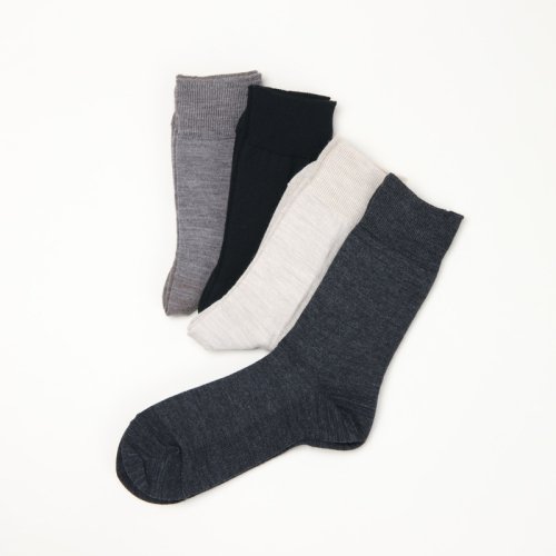 evameva (エヴァムエヴァ) wool socks / ウールソックス