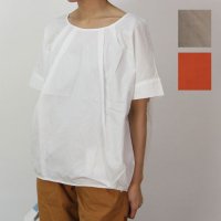 kha:ki /  back zip dolman blouse