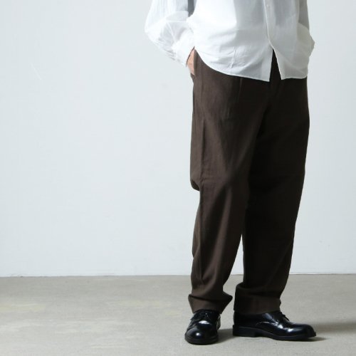 [THANK SOLD] YAECA (䥨) CHINO CLOTH PANTS TUCK TAPERED kusaki brown / Υѥ åơѡ ֥饦