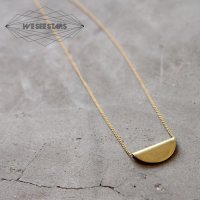 WE SEE STARS () Small Cresent Necklace
