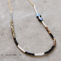 WE SEE STARS () Whimsy Beaded Necklace