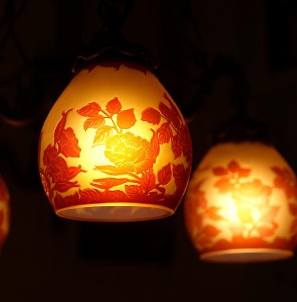 イタリア製　花柄　イエローグラスランプ3灯　ローズ　アンティーク　輸入品 イタリア製 花柄 イエローグラスランプ3灯 ローズ アンティーク 輸入品