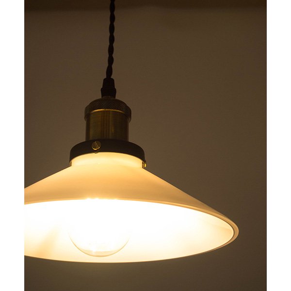 ガラスシェードペンダントランプ1灯・ホワイト（φ233mm） - 【EL JEWEL】海外照明と特注照明専門の販売・通販-エルジュエル