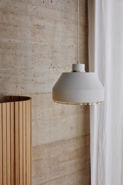 ArtekۡAMA 500 pendant, white - brassץǥڥȥ饤 ۥ磻-֥饹(315H235mm)