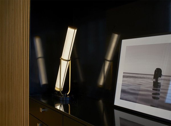 DCW editionsۡLa Lampe Frechin table lamp, gold - blackץǥơ֥ -֥å(W150D250H650mm)