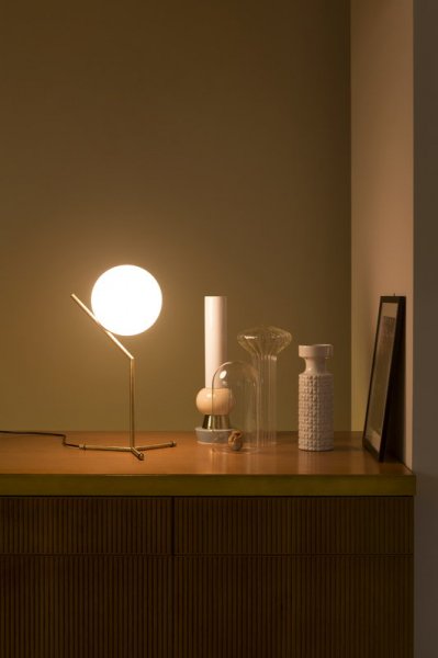 FlosۡIC T1 table lamp, high, brassץǥơ֥ ϥ ֥饹(200W321H530mm)