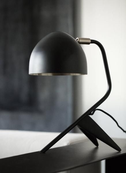 Klassik StudioۡStudio 1 table lamp, blackץơ֥ ֥å(W150D250H400mm)