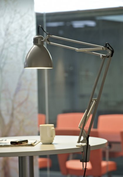 LuxoۡL-1 desk lamp, aluminium greyץơ֥ ߥ˥॰졼(160D1040mm)