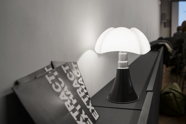 Martinelli LuceۡMinipipistrello table lamp, cordless, dark brownץơ֥ ֥饦(270H350mm)