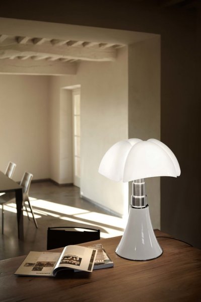 Martinelli LuceۡPipistrello Medium table lamp, dimmable, whiteץơ֥ ۥ磻(400H620mm)