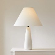 アメリカ・デザイン照明アイボリーテーブルライト「POLAR」1灯（W460×H660mm）