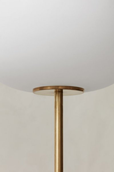 MenuۡJWDA floor lamp, travertine - brushed brassץե ȥС-֥åɥ֥饹(390H1500mm)