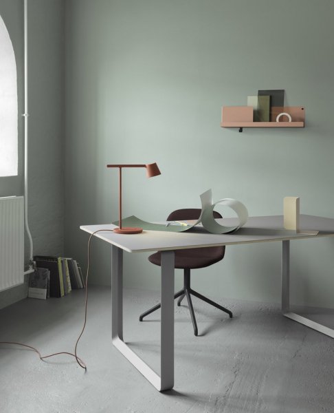 MuutoۡTip table lamp, copper brownץơ֥ åѡ֥饦(W295H400mm)