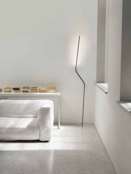 Nemo LightingۡNeo floor lamp, blackץե ֥å(W240H2050mm)