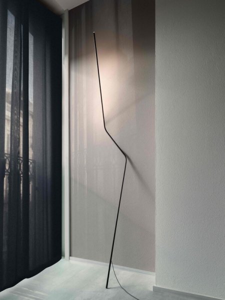 Nemo LightingۡNeo floor lamp, blackץե ֥å(W240H2050mm)