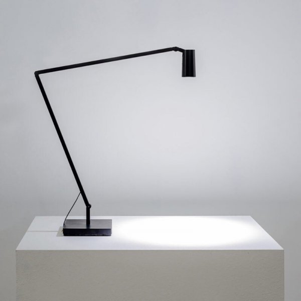 Nemo LightingۡUntitled Linear table lamp with table baseץơ֥ ֥å(W660H520mm)