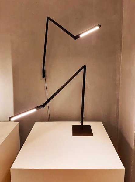 Nemo LightingۡUntitled Linear table lamp with table baseץơ֥ ֥å(W660H520mm)