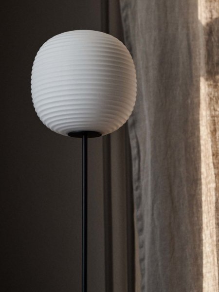 New WorksۡLantern floor lamp, mediumץե ߥǥ(300H1500mm)