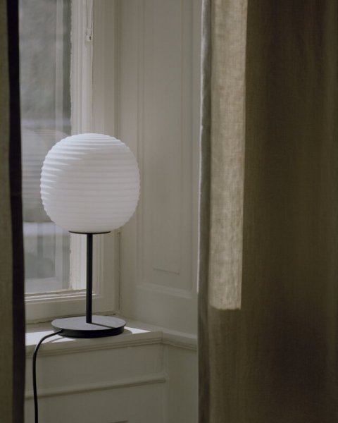 New WorksۡLantern table lamp, mediumץơ֥ ߥǥ(300H550mm)