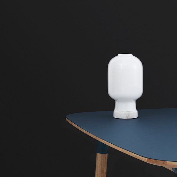 Normann CopenhagenۡAmp table lamp, whiteץơ֥ ۥ磻(140H265mm)