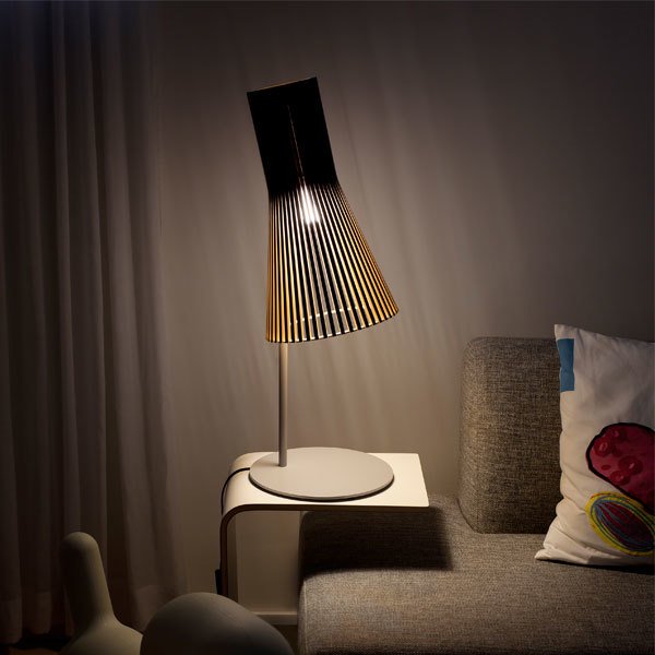 Secto Designۥեɡ̲ǥSecto 4220 table lampץơ֥  ۥ磻(280H750mm)