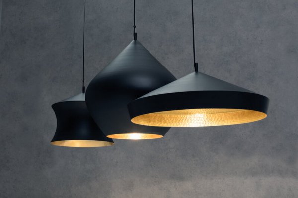 Tom DixonۡBeat Flat LED pendant, blackץڥȥ饤 ֥åʦ600H200mm)