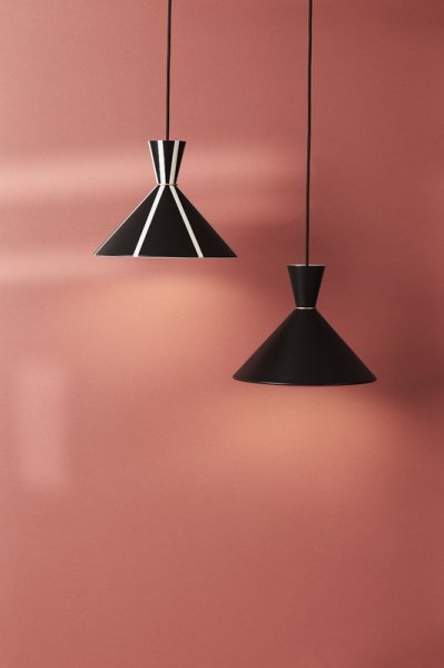 Warm NordicۡBloom pendant, black - warm whiteץڥȥ饤 ֥å-ۥ磻ȡʦ300H240mm)