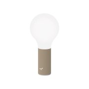 【Fermob】北欧デザイン照明「Aplô portable lamp H24, nutmeg」テーブルライト(Φ118×H249mm)