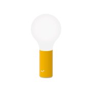 【Fermob】北欧デザイン照明「Aplô portable lamp H24, honey」テーブルライト(Φ118×H249mm)