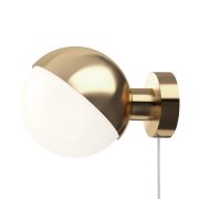 【Louis Poulsen】北欧デザイン照明「VL Studio 150 wall lamp, brass」ウォールライト(Φ150×D202mm)<img class='new_mark_img2' src='https://img.shop-pro.jp/img/new/icons1.gif' style='border:none;display:inline;margin:0px;padding:0px;width:auto;' />