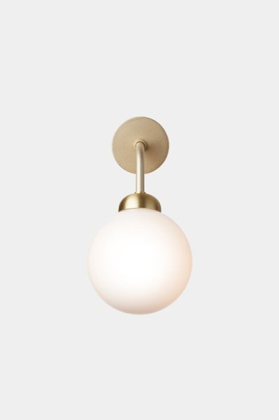 Nuura̲ǥApiales wall lamp, hardwired, brushed brass - opal whiteץ饤(120D175H220mm)