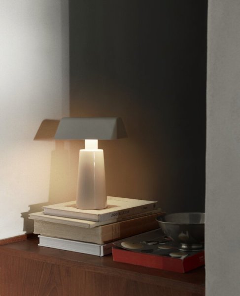 &Tradition̲ǥCaret MF1 portable table lamp, silk greyץơ֥饤(W100D150H220mm)