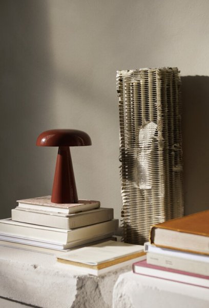 &Tradition̲ǥComo SC53 portable table lamp, red brownץơ֥饤(156H210mm)