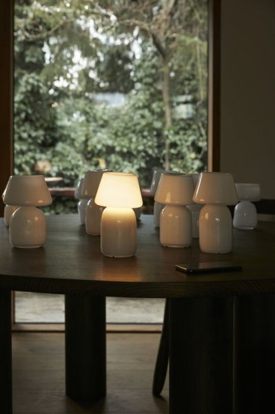 HAY】北欧デザイン照明「Apollo Portable table lamp, white」テーブル ...