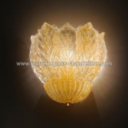 【MURANO GLASS CHANDELIERS】イタリア・ヴェネチアンガラスウォールライト3灯「LEONILDA」（W350×D200×H340mm）<img class='new_mark_img2' src='https://img.shop-pro.jp/img/new/icons1.gif' style='border:none;display:inline;margin:0px;padding:0px;width:auto;' />