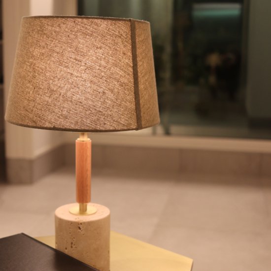 Υꥹơ֥סMonolith-table lamp1 ۥ磻ȡ졼ʧ240H405mm