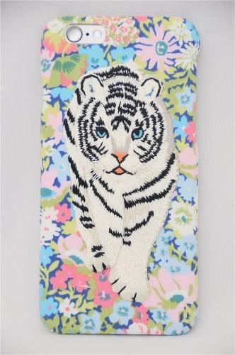 Iphonex Xs専用 刺繍iphoneケース ホワイトタイガーblue ブルー Mofmof Clothes Accessories Iphonex Xs専用 刺繍iphoneケース ホワイトタイガーblue ブルー Mofmof Clothes Accessories