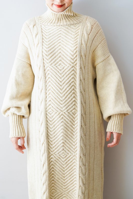 WONDER FULL LIFE Hand knit one piece（Off white） - mofmof