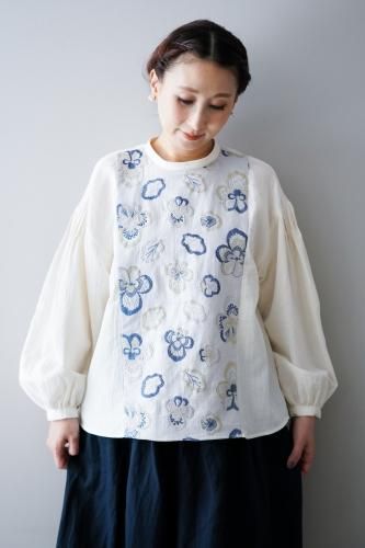 muuc Embroidery blouse (ۥ磻)