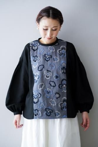 muuc Embroidery blouse (Black)