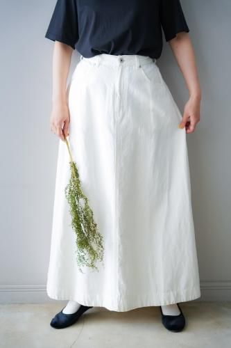 UNIVERSAL TISSU Cotton linen skirt (Off-white)