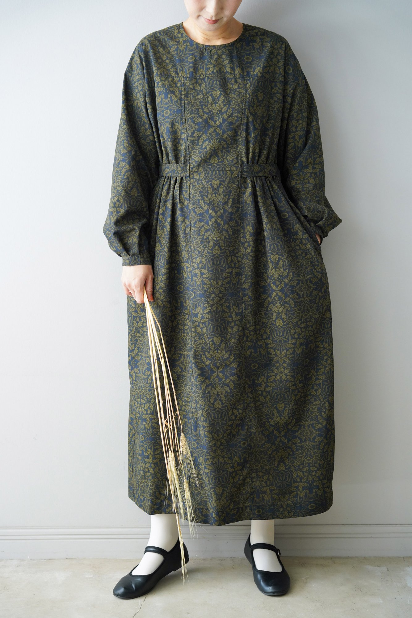 eLfinFolk Luminous flower dress (Khaki)- mofmof clothes&accessories