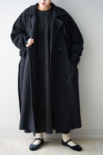 bedsidedrama coatBlack