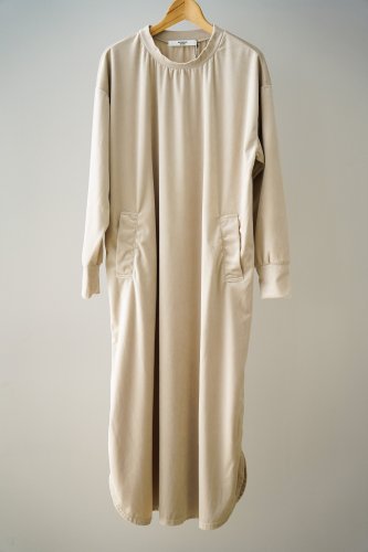 UNIVERSAL TISSU Velor dress（beige）