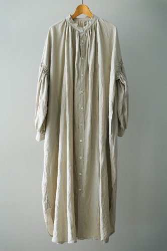 UNIVERSAL TISSU Linen shirring blouse（Natural）