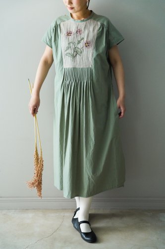 muuc Poppy embroidery dress（Green）